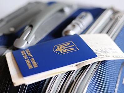 Стаття Безвиз: как правильно оформить паспорт ребенку Ранкове місто. Київ