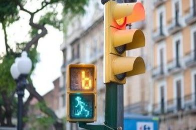 Стаття В столице станет больше «умных» светофоров Утренний город. Київ