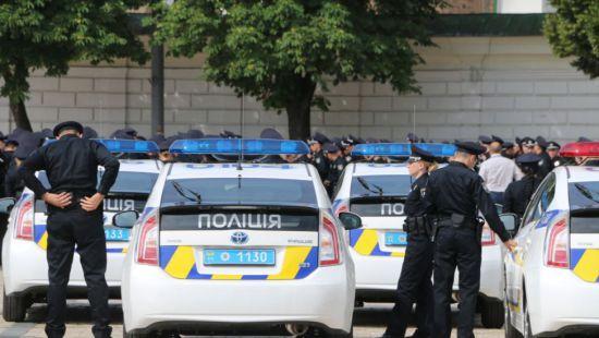 Стаття Сегодня начался набор сотрудников дорожной патрульной полиции Ранкове місто. Київ
