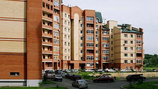 Стаття Киевсовет упростил процедуру озеленения придомовой территории Утренний город. Київ