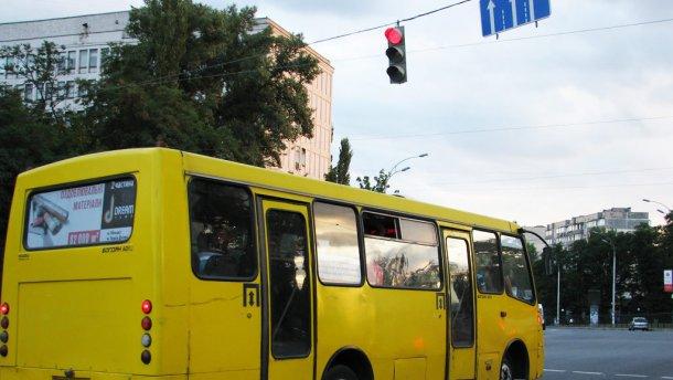 Стаття КГГА озвучила обоснованный тариф на проезд в наземном транспорте Утренний город. Київ