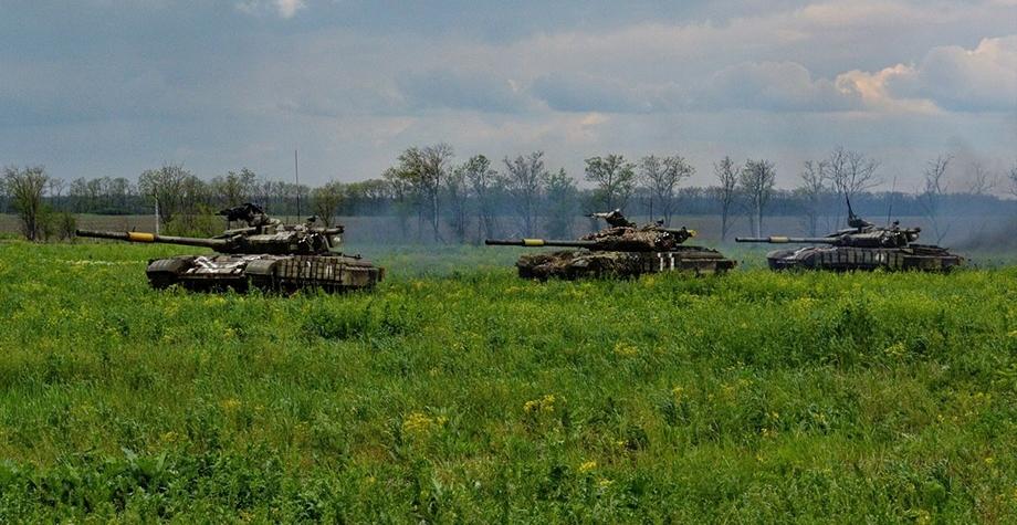 Стаття Порошенко поручил вооружить военных танками «Оплот» Ранкове місто. Київ