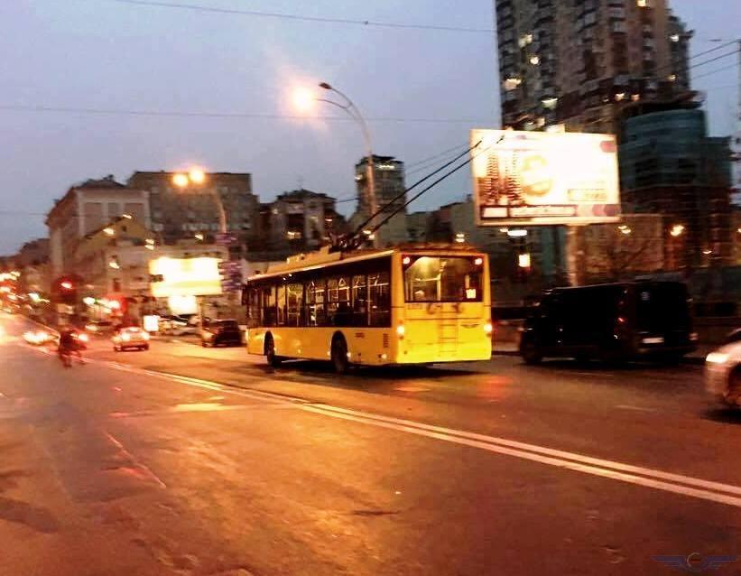 Статья В Киеве продлили маршрут ночного автобуса №137Н (схема) Утренний город. Киев