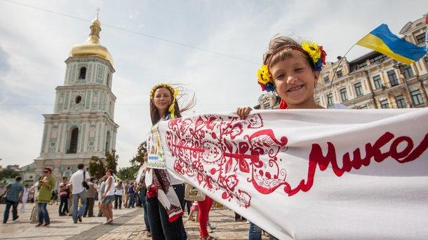 Статья Куда поехать на День независимости: парад, фестивали и концерты Утренний город. Киев