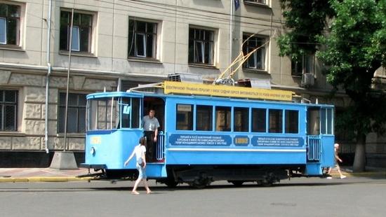 Статья Для экскурсий по Киеву запустят старинный трамвай Утренний город. Киев