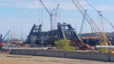 Стаття Строители Керченского моста не могут установить арки Ранкове місто. Київ