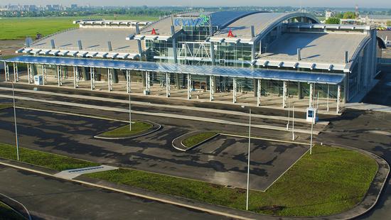 Стаття Путешествовать за 479 гривен: аэропорт «Киев» открыл пять новых направлений Утренний город. Київ