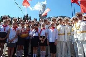 Стаття «Новая партия зомби»: в Крыму открыли памятник Ленину Ранкове місто. Київ