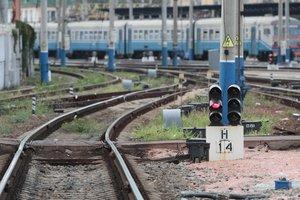 Статья «Укрзализныця» назначила на сентябрь доппоезд через всю страну Утренний город. Киев