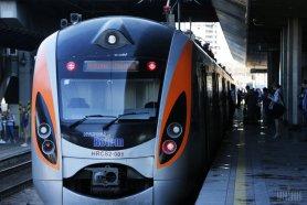 Стаття «Укрзализныця» назначила 5 дополнительных поездов на октябрь Ранкове місто. Київ