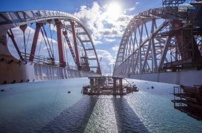 Стаття В Сети появились свежие фото Керченского моста Ранкове місто. Київ