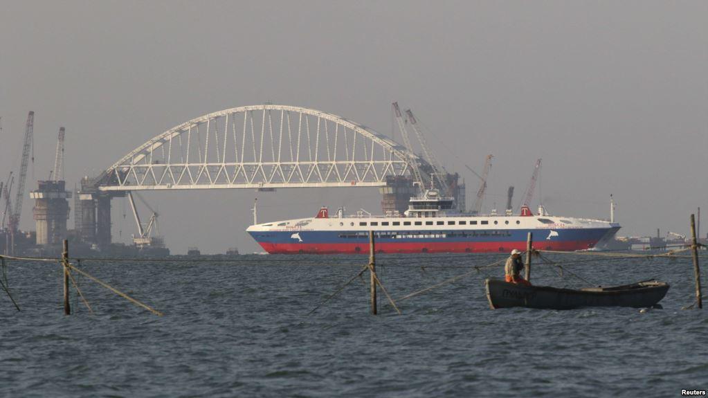 Стаття Чего ждут крымчане от Керченского моста? Ранкове місто. Київ