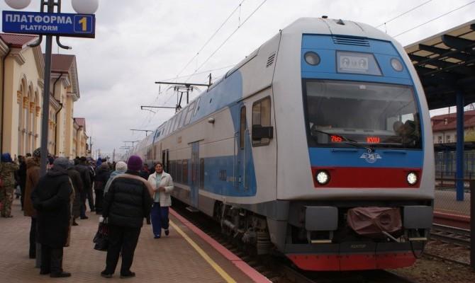 Стаття В «Укрзализныце» рассказали, какими скоростными поездами пополнят парк Ранкове місто. Київ