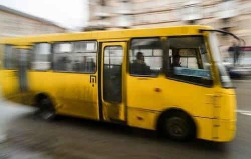 Стаття Настоящая автобусная революция Ранкове місто. Київ