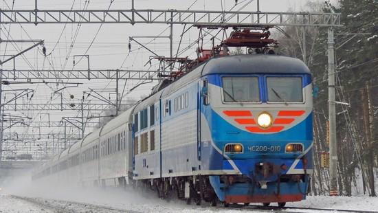 Стаття Поезд «Киев – Ужгород» начал курсировать ежедневно Ранкове місто. Київ
