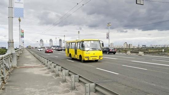 Стаття Власти хотят увеличить штрафы для нелегальных перевозчиков Ранкове місто. Київ