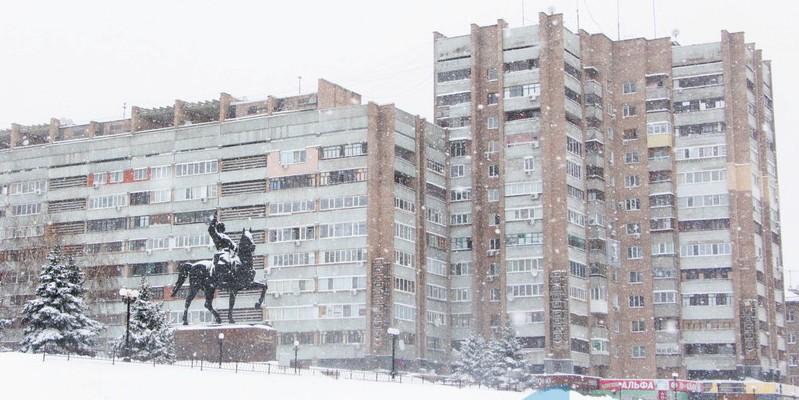 Стаття «Процветание» достигло дна: в Луганске в «нагрузку» к квартирам выдают паспорта «ЛНР» Ранкове місто. Київ