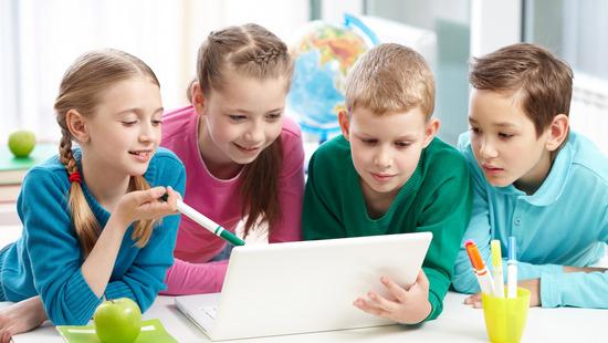 Стаття В школах Киева будут учить английский с помощью цифровых технологий Ранкове місто. Київ