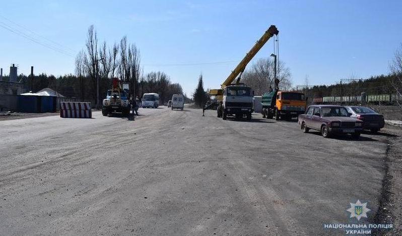 Стаття Донетчан предупреждают о новом блокпосте Ранкове місто. Київ