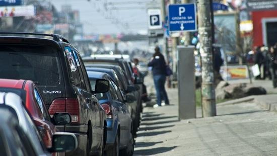 Стаття Возле столичных станций метро появится больше парковок Ранкове місто. Київ