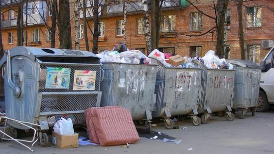 Стаття Вывоз мусора в Киеве станет отдельной коммунальной услугой Ранкове місто. Київ