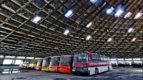 Стаття Автобусный парк в Киеве предлагают превратить в музей Ранкове місто. Київ