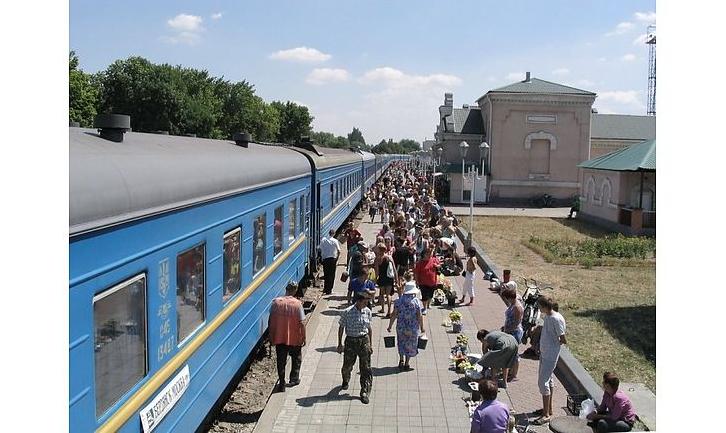 Стаття На Троицу «Укрзалізниця» ввела два дополнительных поезда на Донбасс Ранкове місто. Київ