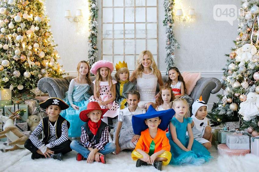 Стаття Одесситка усыновила 11 детей, от которых все отказывались, - ФОТО Ранкове місто. Київ