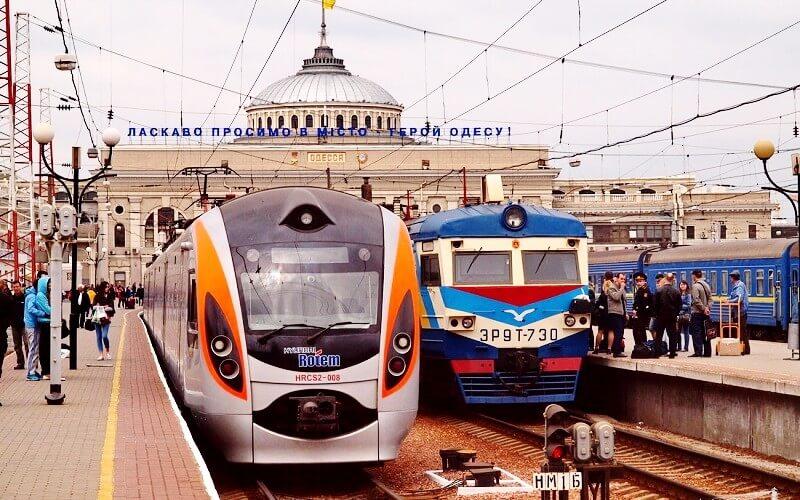 Стаття «Укрзалізниця» начала продажу билетов на новый поезд Одесса-Сумы Ранкове місто. Київ
