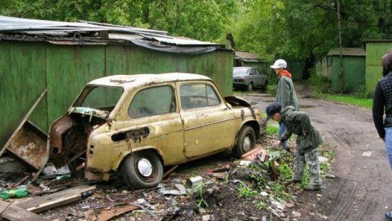 Стаття В столице обнаружено более 600 бесхозных автомобилей Ранкове місто. Київ