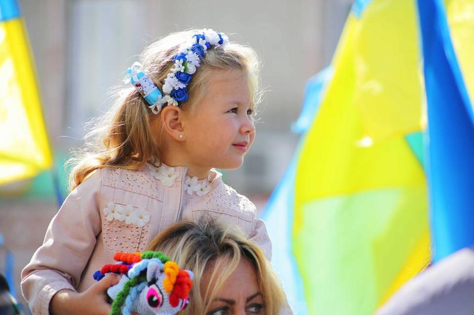 Стаття Жителей Донбасса приглашают поздравить Украину с Днем рождения Ранкове місто. Київ