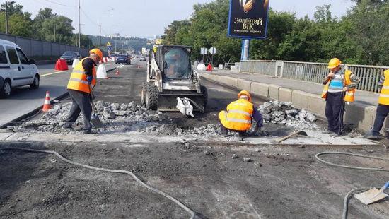 Стаття В Киеве начался капитальный ремонт моста Метро Ранкове місто. Київ