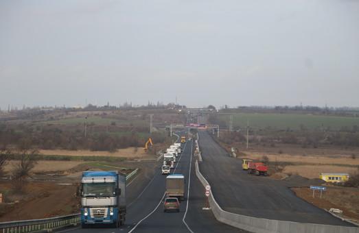 Стаття Платной будет не существующая, а новая дорога между Одессой и Киевом Ранкове місто. Київ