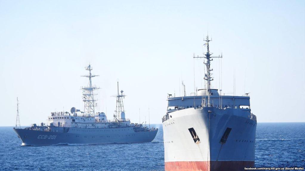 Стаття Для чего Украина провела военные корабли в Азовское море? Ранкове місто. Київ