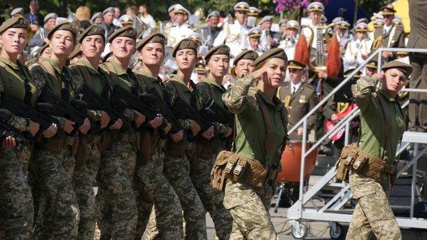 Стаття Порошенко уровнял в правах женщин и мужчин для службы в армии: подписан закон Ранкове місто. Київ