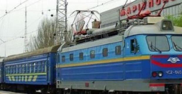 Стаття С ноября в поездах Мариуполь — Киев появится услуга горячего питания Ранкове місто. Київ