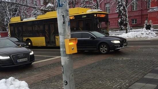 Статья В столице появились новые экспериментальные светофоры Утренний город. Киев