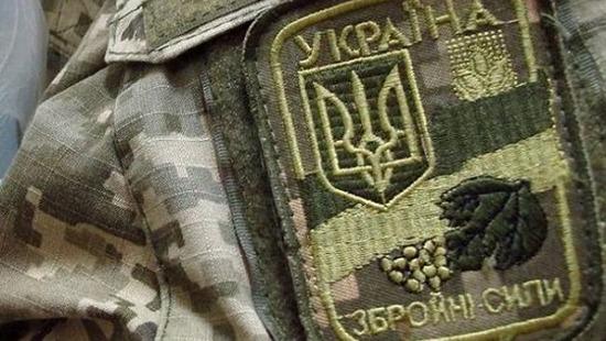 Стаття Отныне от милитари стиля лучше воздержаться Ранкове місто. Київ
