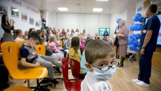 Стаття В Украине больницы хотят оборудовать школьными классами Ранкове місто. Київ