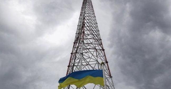 Стаття Четыре украинских телеканала начали вещание у админграницы с оккупированным Крымом Ранкове місто. Київ