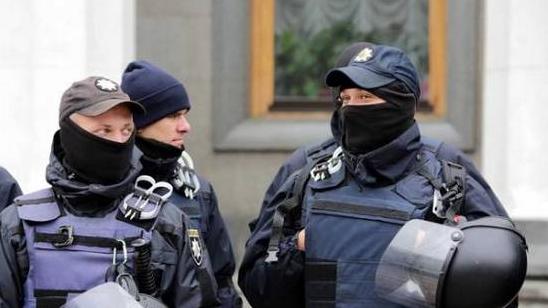 Стаття На Центральном вокзале начала дежурить полиция Ранкове місто. Київ