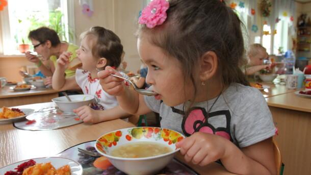 Стаття Дети родителей с «Картой киевлянина» будут бесплатно посещать детсады Ранкове місто. Київ