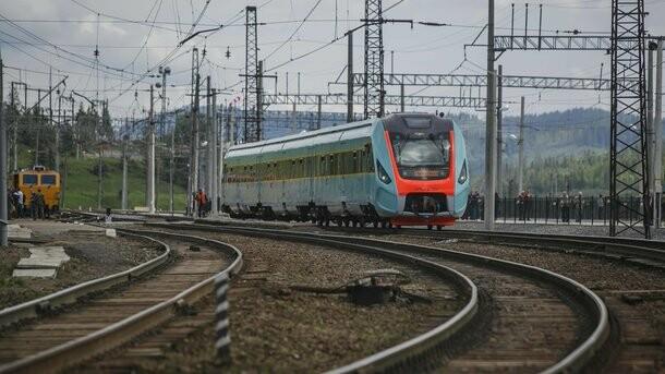 Стаття Украина сокращает количество поездов в Россию Ранкове місто. Київ