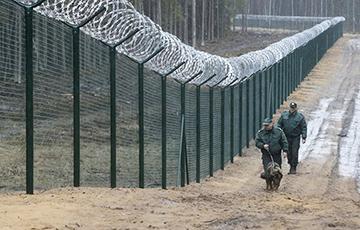 Стаття Латвия построила забор на границе с Россией Ранкове місто. Київ