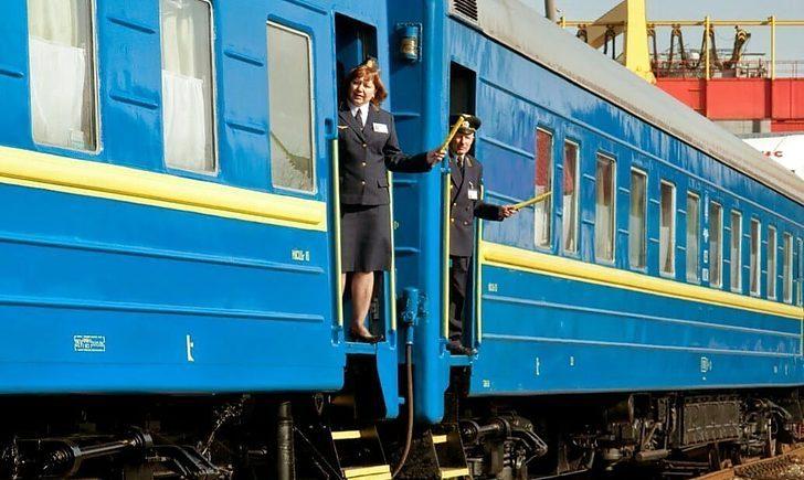 Стаття «Укрзалізниця» забезпечить щоденне сполучення між Покровськом і Харковом Ранкове місто. Київ