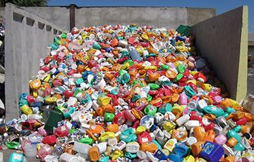 Стаття Европарламент принял законопроект о борьбе с пластиковыми отходами Ранкове місто. Київ
