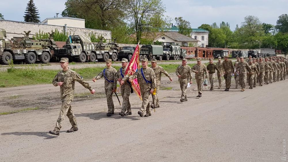 Стаття В Одесскую область с фронта вернулись воины-зенитчики Ранкове місто. Київ