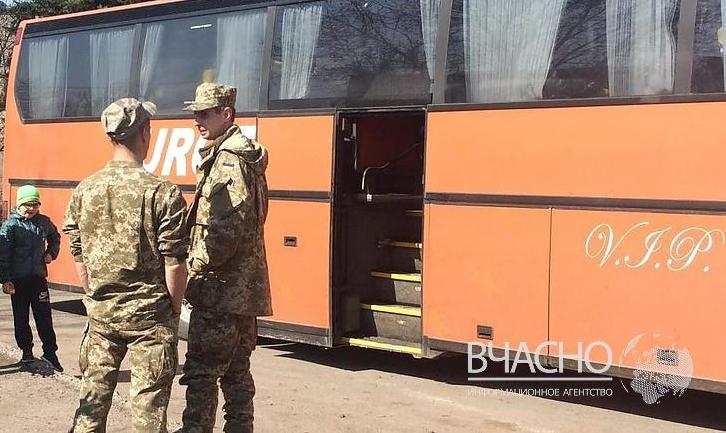 Стаття ВРУ підтримала підвищення штрафів за відмову безкоштовно перевозити бійців АТО Ранкове місто. Київ