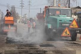 Стаття Між Новоайдаром і Щастям ремонтують дорогу Ранкове місто. Київ