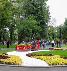 Стаття У Києві відкрили оновлений парк на Подолі: як він виглядає Ранкове місто. Київ